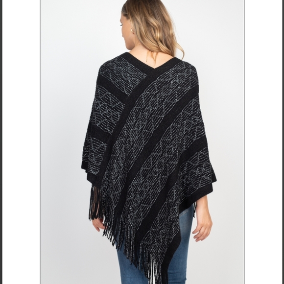 New! Ladies Black & Silver Metallic Poncho - Picture 4 of 9